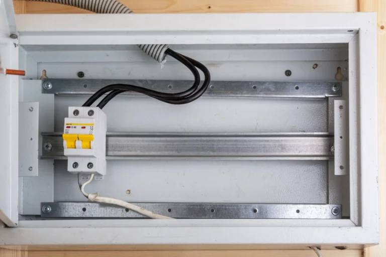 A complete guide to custom distribution boxes