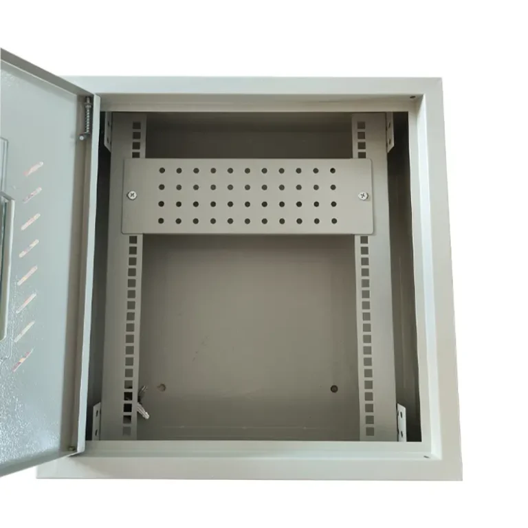 Customizable electric distribution box